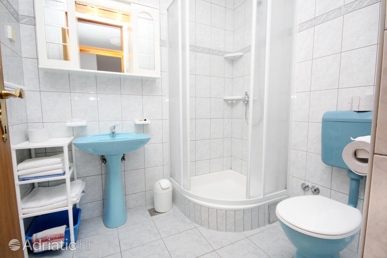 A-3088-d - Kwatery prywatne - Apartamenty i pokoje nad morzem Primosten