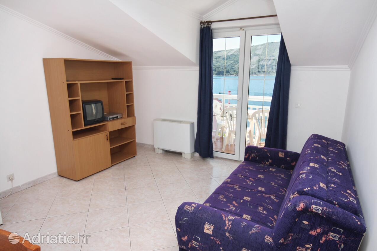 A-3088-d - Kwatery prywatne - Apartamenty i pokoje nad morzem Primosten