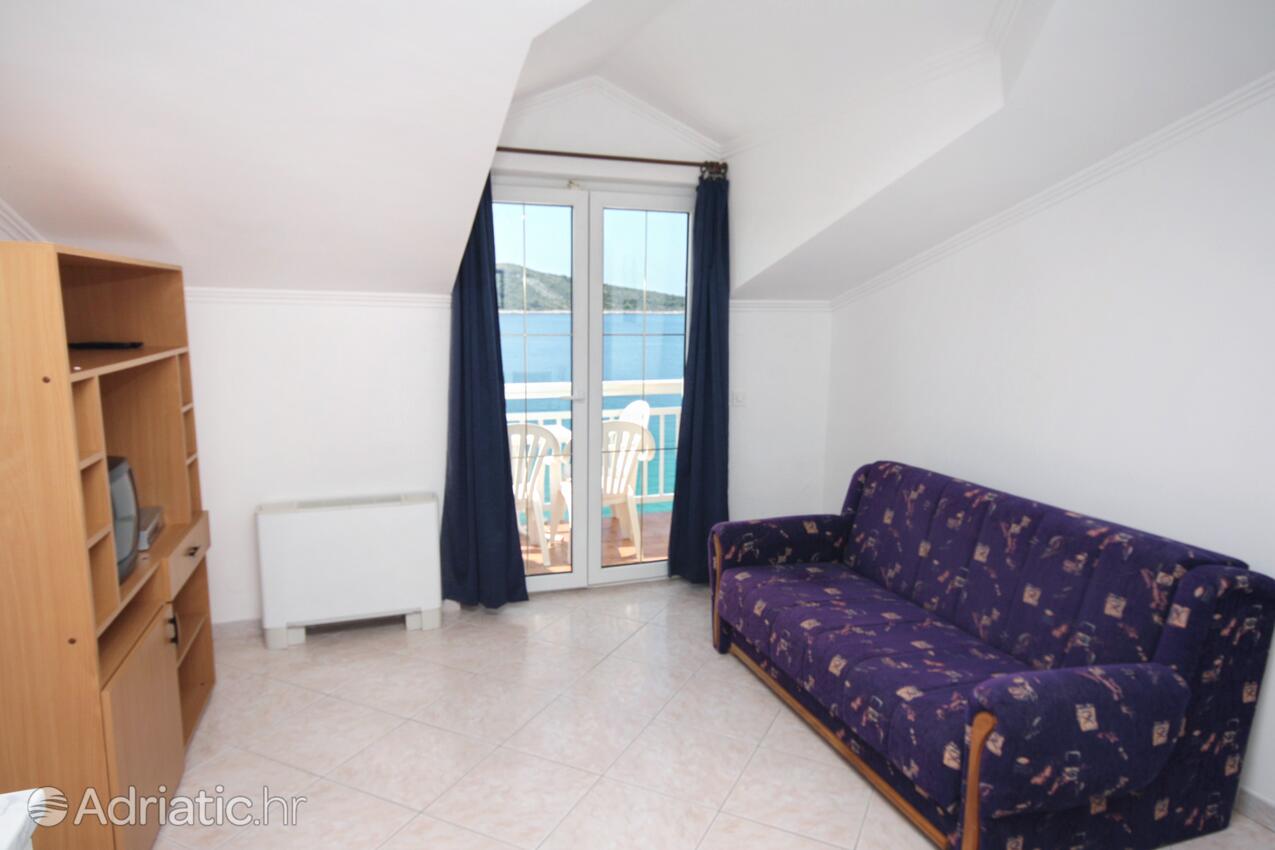 A-3088-d - Kwatery prywatne - Apartamenty i pokoje nad morzem Primosten
