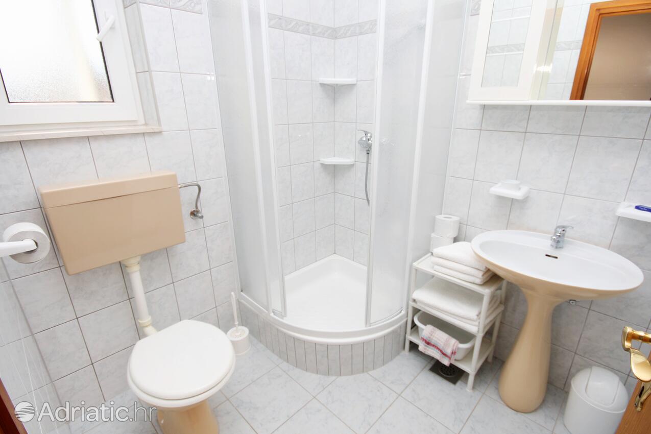 AS-3088-a - Kwatery prywatne - Apartamenty i pokoje nad morzem Primosten