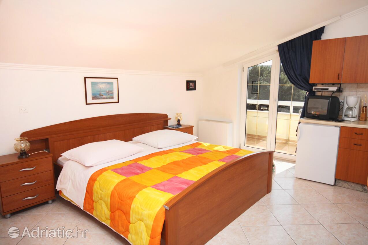 AS-3088-a - Kwatery prywatne - Apartamenty i pokoje nad morzem Primosten