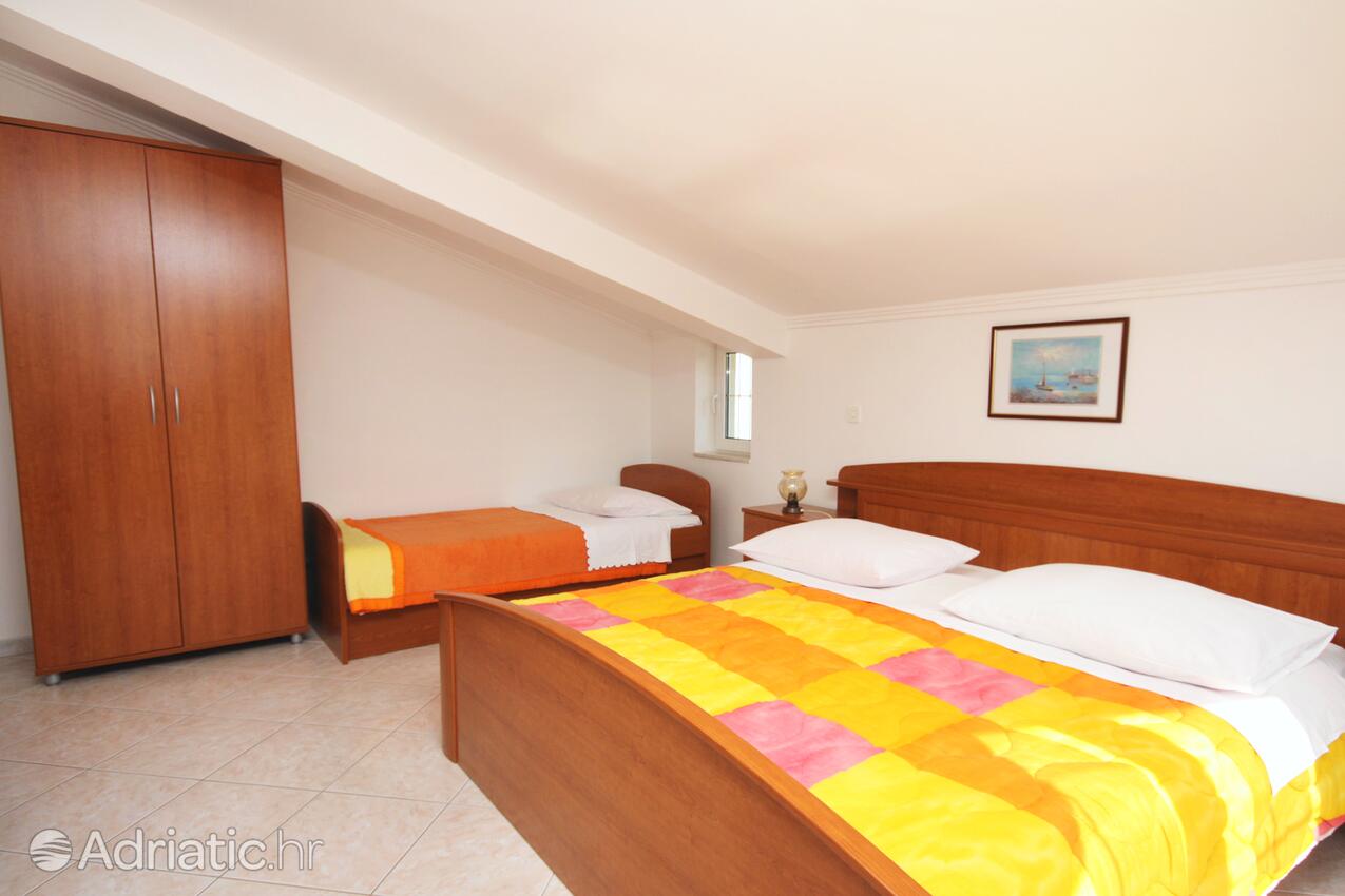 AS-3088-a - Kwatery prywatne - Apartamenty i pokoje nad morzem Primosten