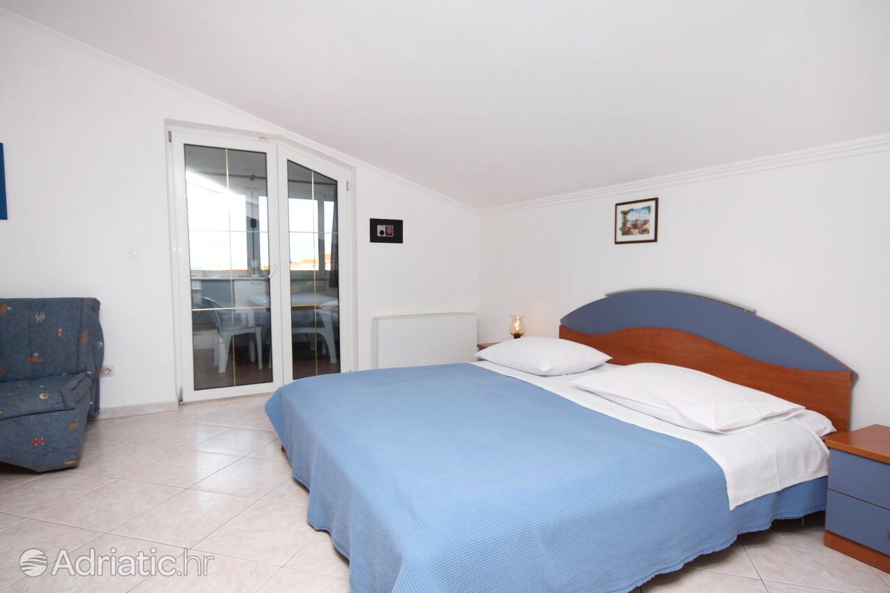 AS-3088-b - Kwatery prywatne - Apartamenty i pokoje nad morzem Primosten