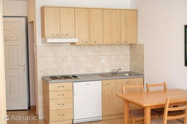 Apartments by the sea Vinjerac, Zadar - 3093