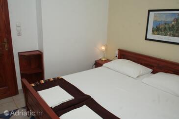 Apartments by the sea Rogoznica - 3094