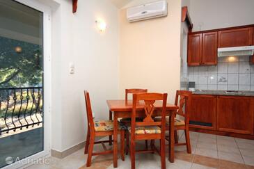 Apartmány pri mori Rogoznica - 3094