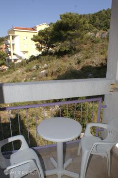 Apartmani uz more s bazenom Bilo, Primošten - 3096