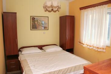 Dvosobni apartma Rogoznica (A-3097-a)