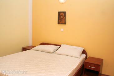 Apartments and rooms by the sea Rogoznica - 3097