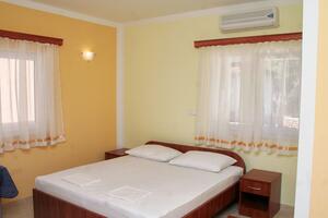 Room Rogoznica (S-3097-a)
