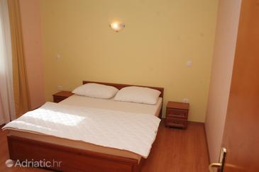Apartmani uz more Rogoznica - 3098
