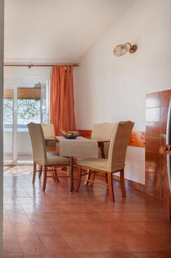 Apartments by the sea Igrane (Makarska) - 310