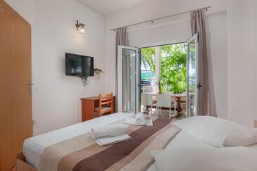 Apartmani uz more Igrane, Makarska - 310