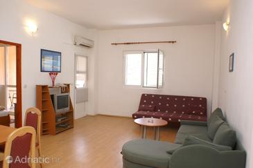 Apartments by the sea Trpanj, Pelješac - 3162