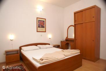 Apartments by the sea Trpanj, Pelješac - 3162