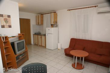 Apartments by the sea Trpanj, Pelješac - 3162