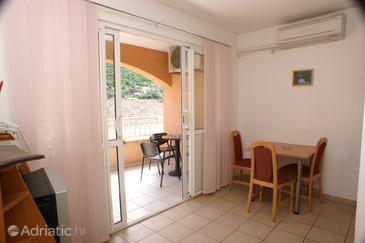 Apartments by the sea Trpanj, Pelješac - 3162