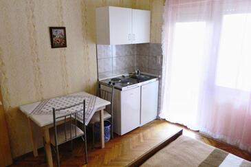 Appartamenti e camere con parcheggio Palit, Arbe - Rab - 3195