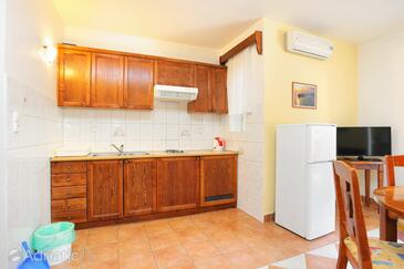 Apartments by the sea Rogoznica - 3196