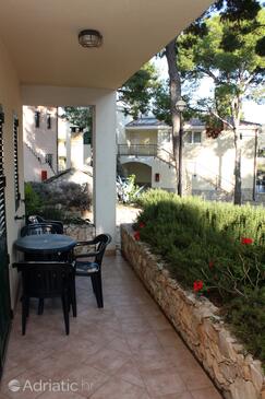 Apartments by the sea Rogoznica - 3197