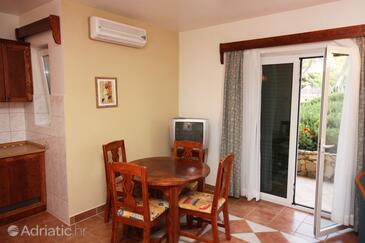 Apartments by the sea Rogoznica - 3197