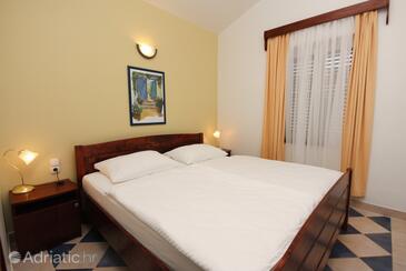 Apartments by the sea Rogoznica - 3197