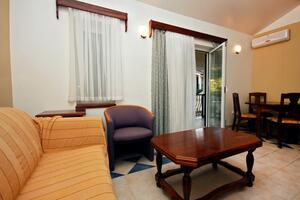 One bedroom apartment Rogoznica (A-3197-c(