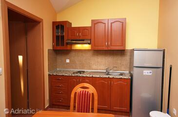 Apartmaji ob morju Rogoznica - 3199