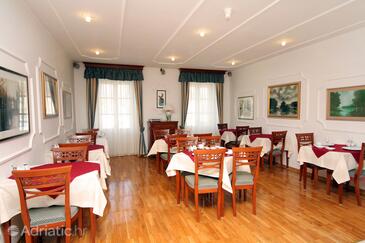 Rooms by the sea Trogir - 3201