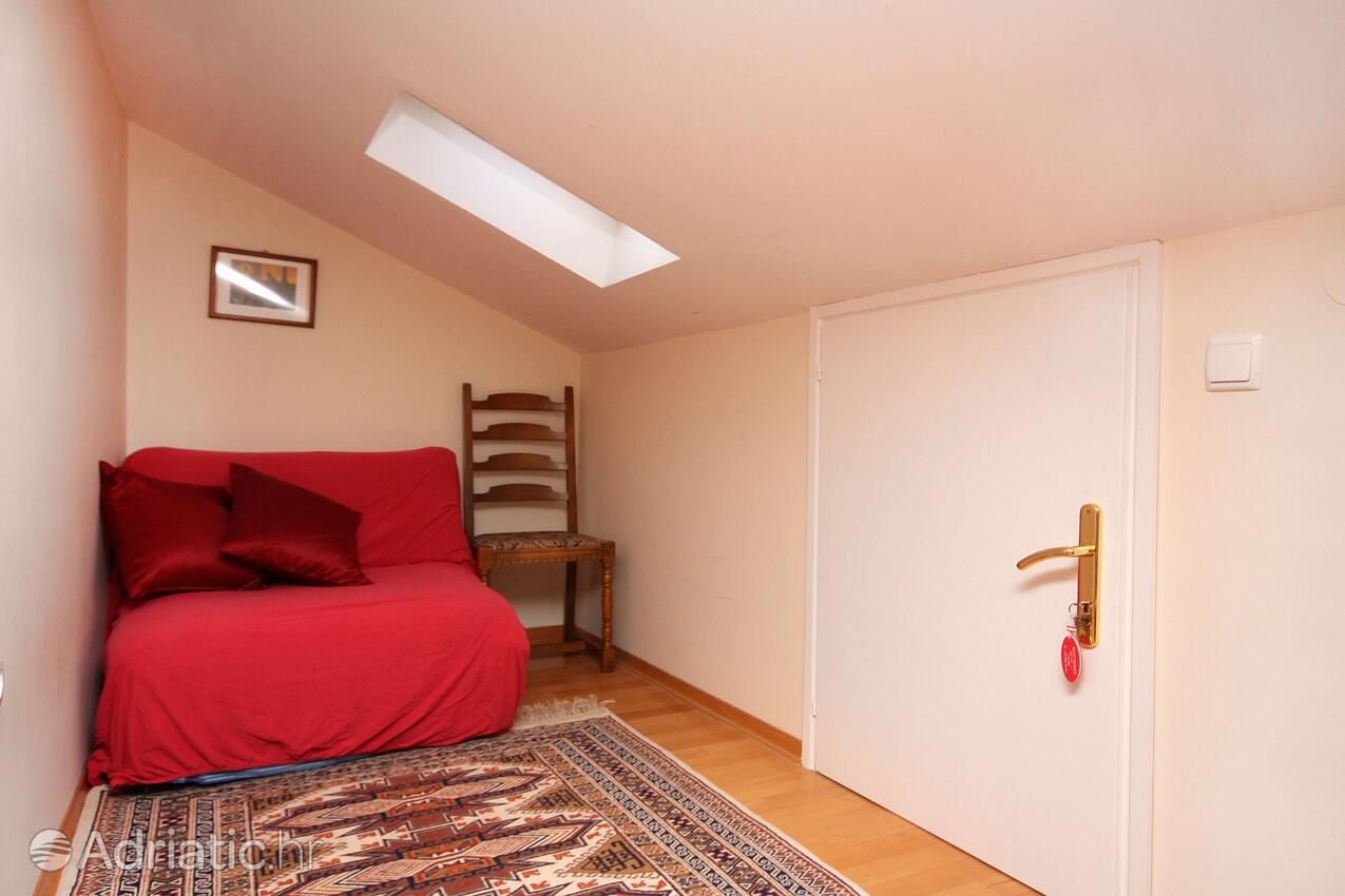 AS-3203-b - Zasebna namestitev - Apartmaji ob morju Barbat, Rab