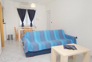 Apartments with parking space Baška, Krk - 3206