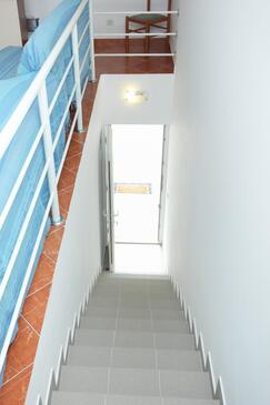 Apartmány s terasou Tisno, Severní Dalmácie