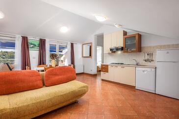 Ferienwohnungen am Meer Tisno, Murter - 3209