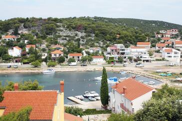 Apartmány s terasou Tisno, Severní Dalmácie