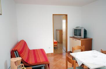 Apartmány s terasou Tisno, Severní Dalmácie