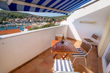 Apartmány s terasou Tisno, Severní Dalmácie