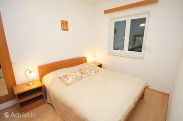 Appartamenti con piscina per famiglie Palit, Arbe - Rab - 3210