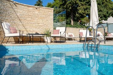 Rooms Tisno, North Dalmatia
