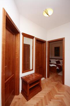 Rooms Tisno, North Dalmatia