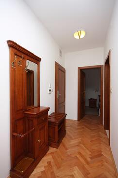 Rooms Tisno, North Dalmatia