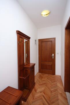 Rooms Tisno, North Dalmatia