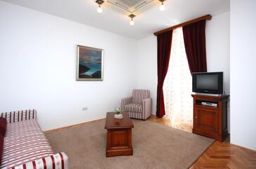 Rooms Tisno, North Dalmatia