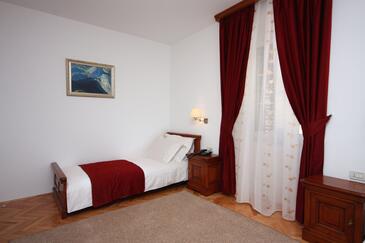 Rooms Tisno, North Dalmatia