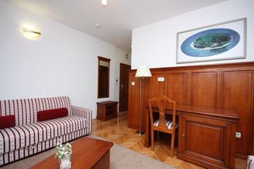 Rooms Tisno, North Dalmatia