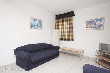 Lejligheder ved havet Betina, Murter - 3220