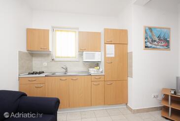 Apartments by the sea Betina, Murter - 3220