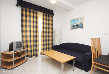 Apartments by the sea Betina, Murter - 3220