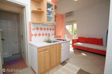 Апартаменты с парковкой Башка - Baška, Крк - Krk - 3225