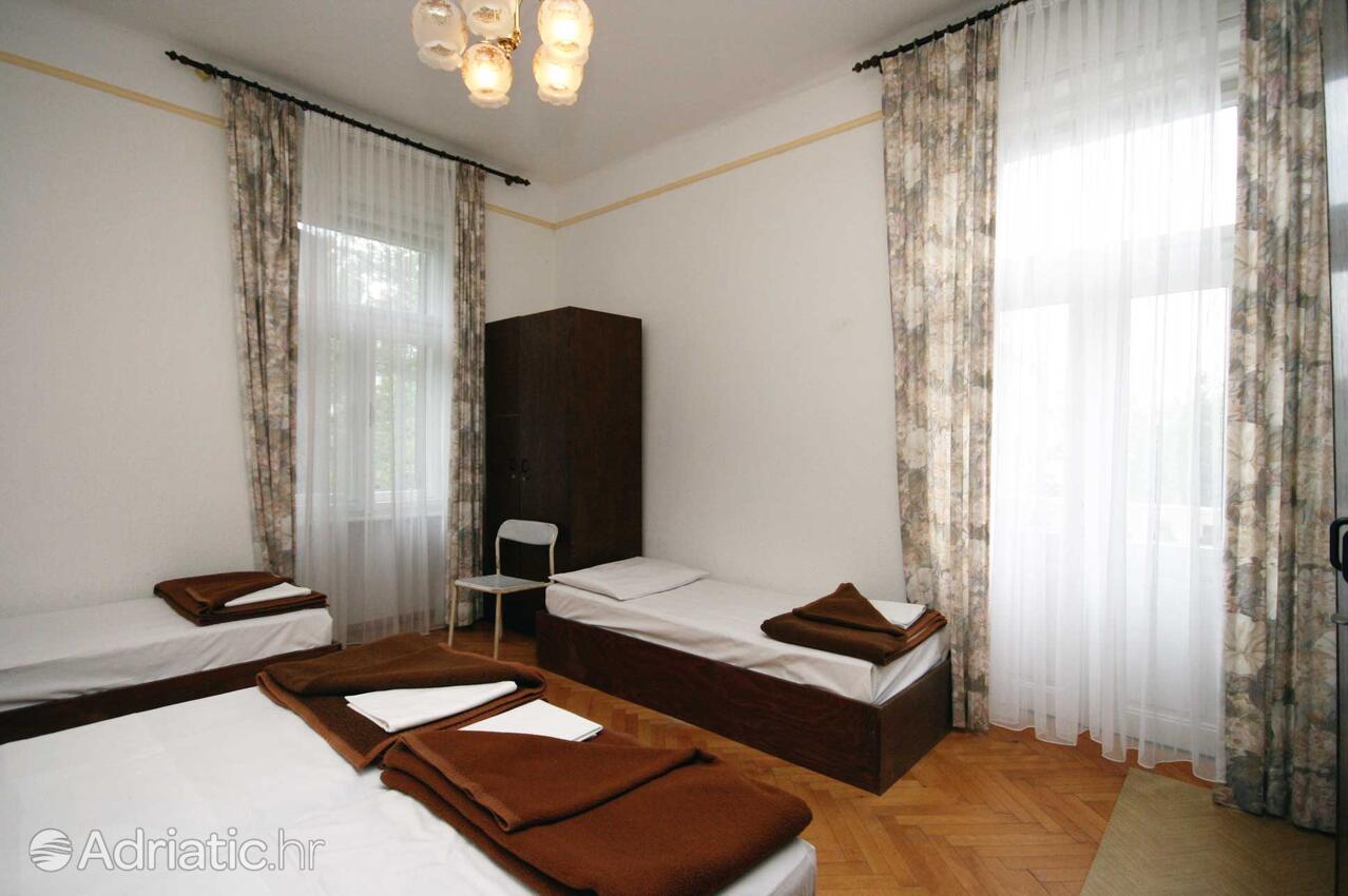 S-3236-e - Privatunterkunft - Zimmer am Meer Crikvenica