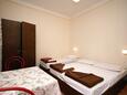 S-3236-f - Privatunterkunft - Zimmer am Meer Crikvenica